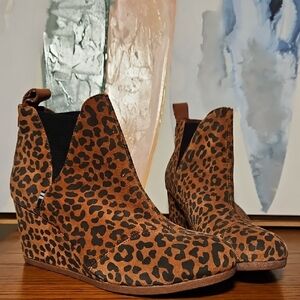 Toms Brown Leopard Ankle Booties